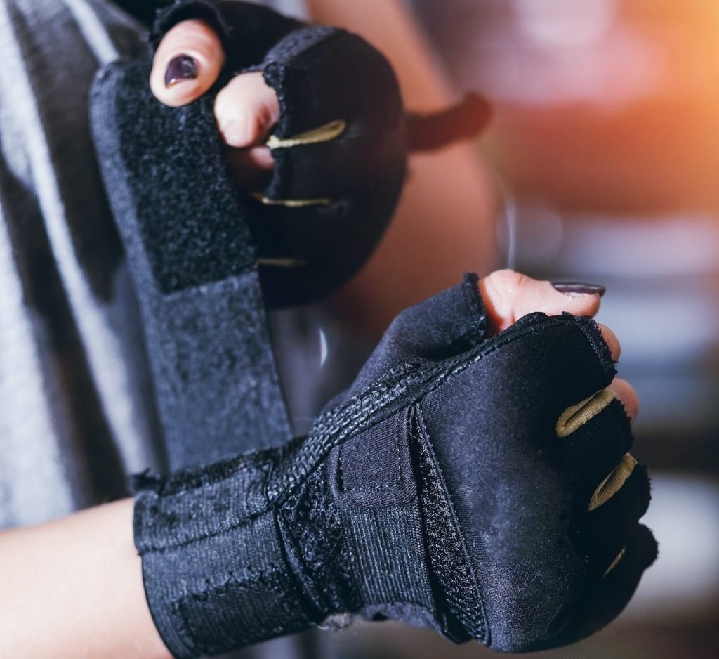 A picture of sailing gloves
